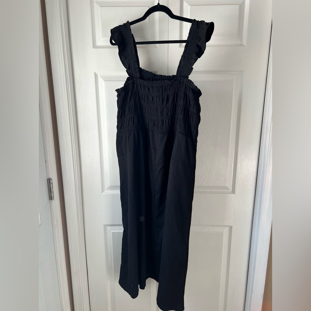 Old Navy Smocked Dress - Picture 3 of 5